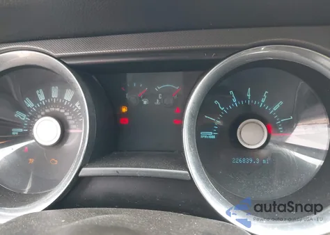 2012 Ford Mustang V6 из США, поврежденный, VIN 1ZVBP8AM2C5251112